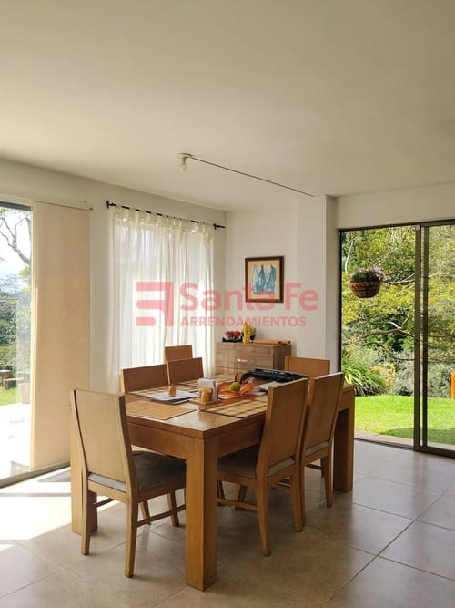 Finca en arriendo en La Brizuela, Guarne, 300 m² · foto 3 de 10