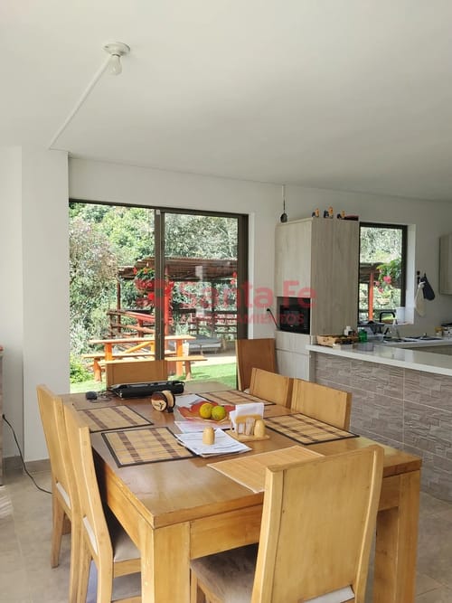 Finca en arriendo en La Brizuela, Guarne, 300 m² · foto 4 de 10