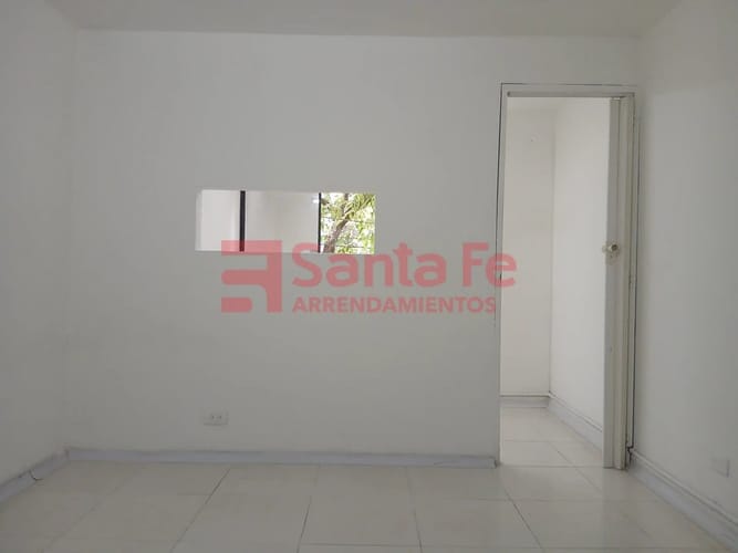 Oficina en arriendo en La América, Medellín, 19 m² · foto 2 de 6