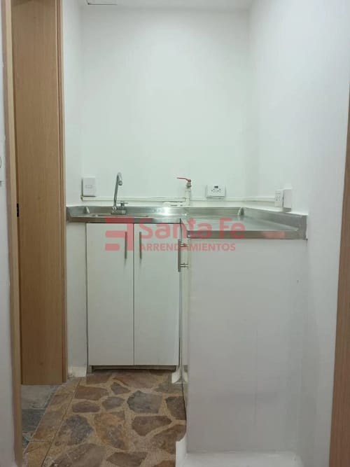 Oficina en arriendo en Naranjal, Medellín, 90 m² · foto 6 de 10