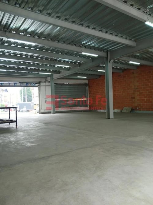 Local en arriendo en La América, Medellín, 330 m² · foto 2 de 10