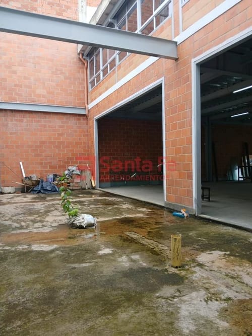 Local en arriendo en La América, Medellín, 330 m² · foto 9 de 10