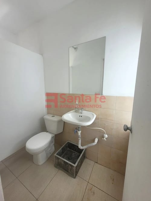 Bodega en arriendo en Guayabal, Medellín, 160 m² · foto 8 de 8