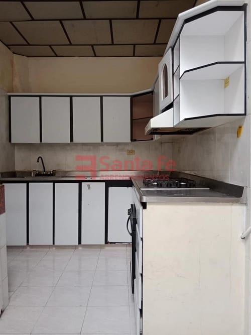 Casa de 3 alcobas en arriendo en Caicedo, Medellín, 80 m² · foto 4 de 10