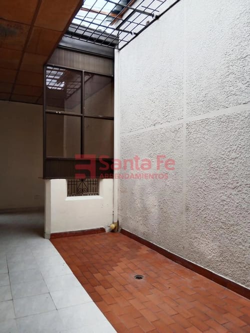 Casa de 3 alcobas en arriendo en Caicedo, Medellín, 80 m² · foto 8 de 10