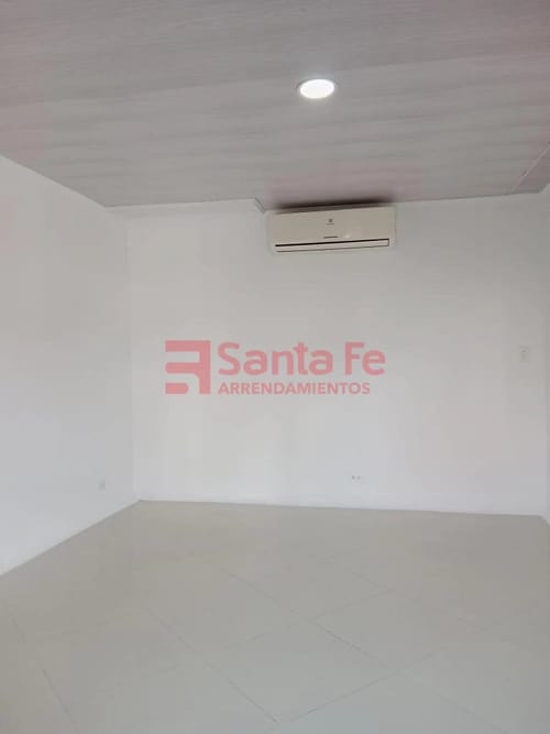 Oficina en arriendo en Las Acacias, Medellín, 70 m² · foto 6 de 10