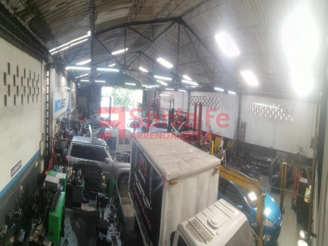 Bodega en arriendo en Noel, Medellín, 550 m² · foto 3 de 10