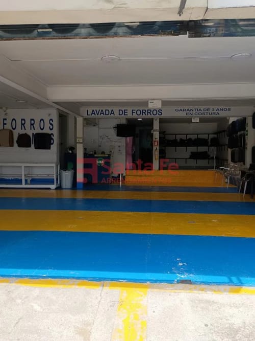 Local en arriendo en Las Acacias, Medellín, 180 m² · foto 7 de 10