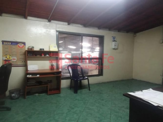 Bodega en arriendo en Noel, Medellín, 550 m² · foto 8 de 10