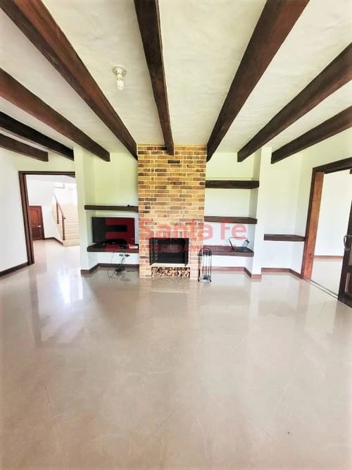 Casa de 6 alcobas en arriendo en Vilachuaga, Medellín, 600 m² · foto 6 de 10
