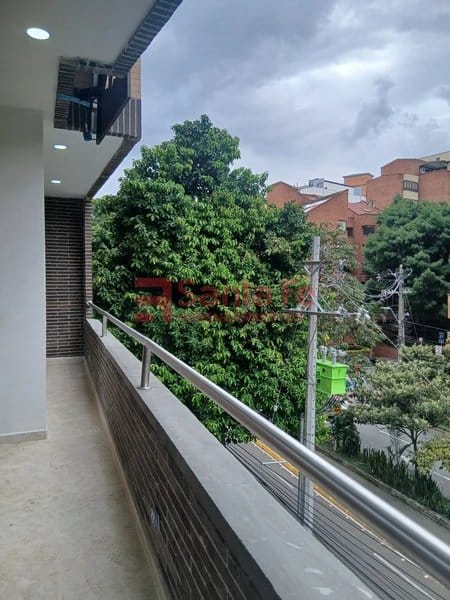 Local en arriendo en Laureles, Medellín, 92 m² · foto 6 de 7