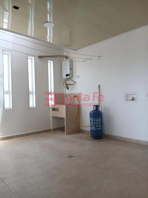 Casa de 4 alcobas en arriendo en Chagualo, Marinilla, 300 m² · foto 5 de 10