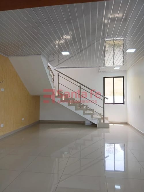 Casa de 3 alcobas en arriendo en Chagualo, Marinilla, 300 m² · foto 5 de 10