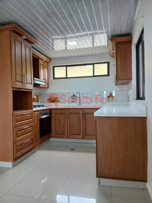 Casa de 3 alcobas en arriendo en Chagualo, Marinilla, 300 m² · foto 7 de 10