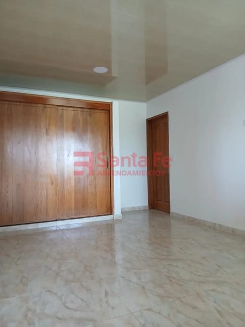 Casa de 4 alcobas en arriendo en Chagualo, Marinilla, 300 m² · foto 9 de 10