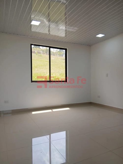 Casa de 3 alcobas en arriendo en Chagualo, Marinilla, 300 m² · foto 10 de 10