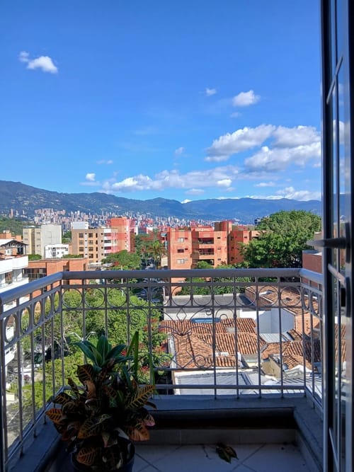 Apartamento de 1 alcoba en arriendo en Bolivariana, Medellín, 40 m² · foto 10 de 10