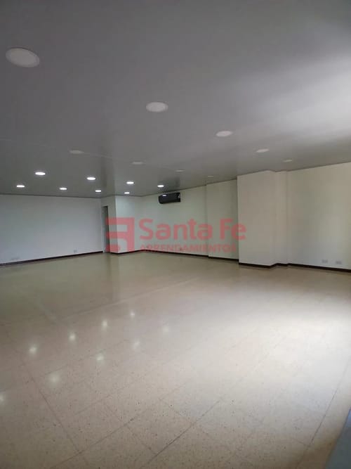 Oficina en arriendo en Guayabal, Medellín, 112 m² · foto 6 de 10