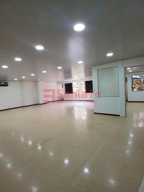 Oficina en arriendo en Guayabal, Medellín, 112 m² · foto 7 de 10