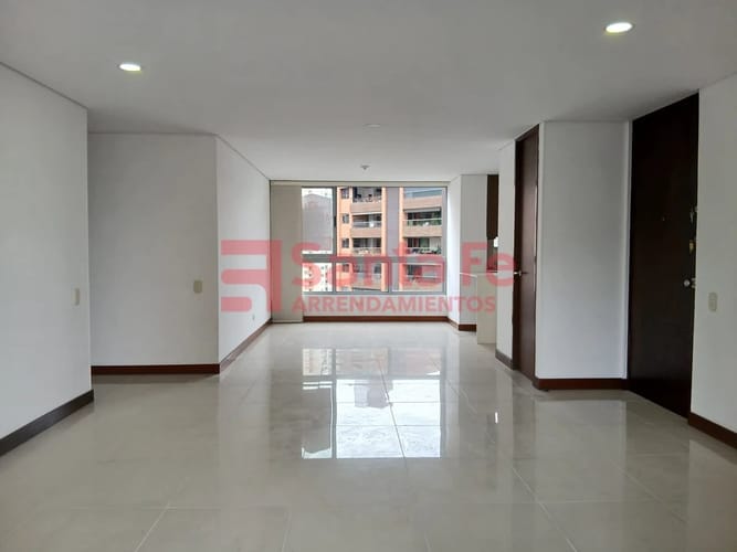 Apartamento de 4 alcobas en arriendo en Santa Maria De Los Angeles, Medellín, 147 m² · foto 2 de 10