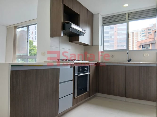 Apartamento de 4 alcobas en arriendo en Santa Maria De Los Angeles, Medellín, 147 m² · foto 3 de 10
