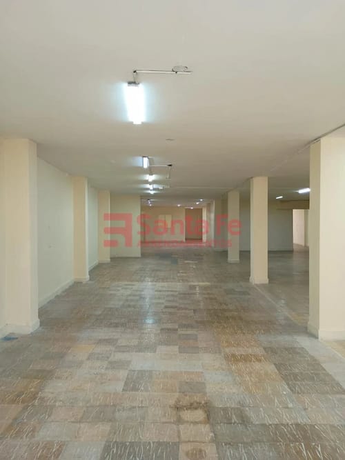 Local en arriendo en La Floresta, Medellín, 320 m² · foto 2 de 10