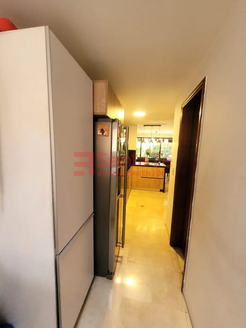 Apartamento de 3 alcobas en arriendo en El Diamante 2, Medellín, 180 m² · foto 8 de 10