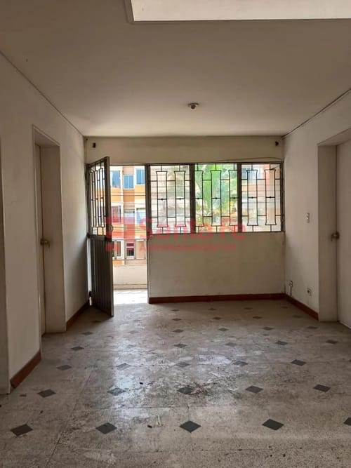 Apartamento de 5 alcobas en arriendo en Las Acacias, Medellín, 150 m² · foto 7 de 10