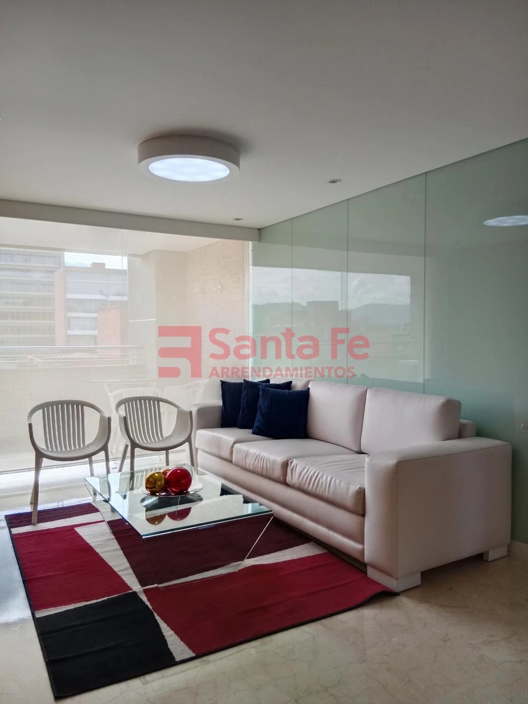 Apartamento en arriendo en Laureles, Medellín · foto 2 de 10