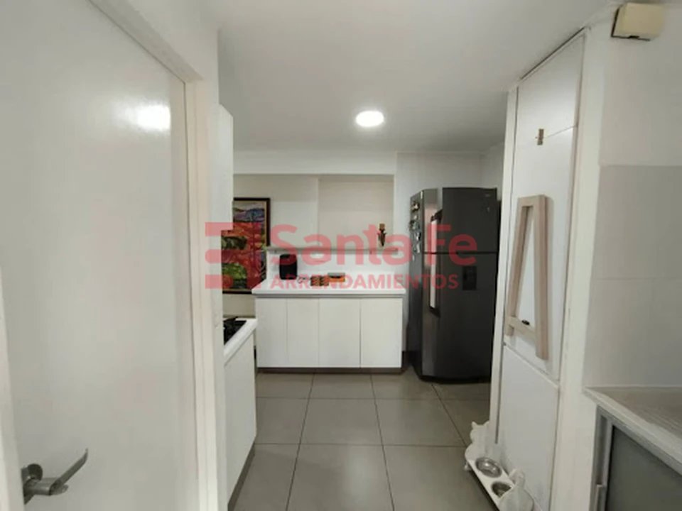 Apartamento en arriendo en Vizcaya, Medellín · foto 6 de 10