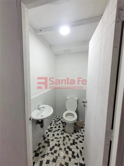 Bodega en arriendo en Centro, Itagüí, 176 m² · foto 8 de 9