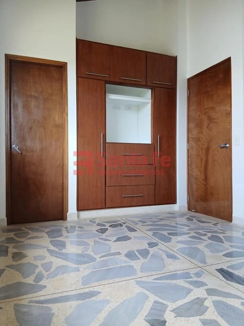 Casa de 3 alcobas en arriendo en Chagualo, Marinilla, 215 m² · foto 9 de 10
