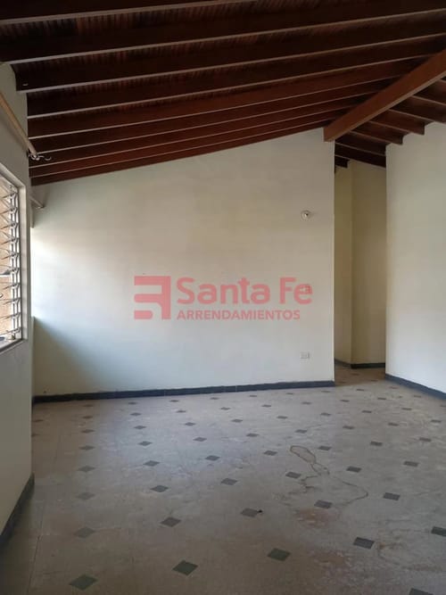 Apartamento de 4 alcobas en arriendo en Las Acacias, Medellín, 150 m² · foto 3 de 10