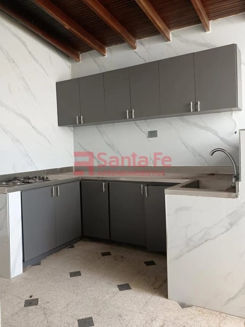 Apartamento de 4 alcobas en arriendo en Las Acacias, Medellín, 150 m² · foto 6 de 10