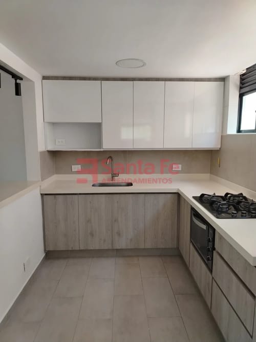Apartamento de 4 alcobas en arriendo en Simesa, Medellín, 70 m² · foto 4 de 10