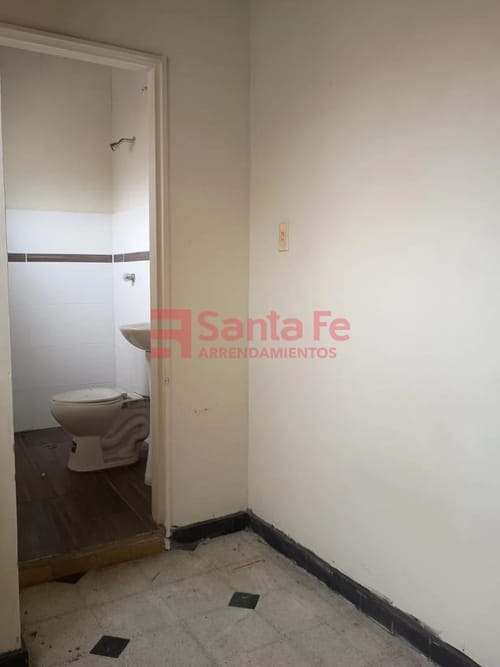 Apartamento de 4 alcobas en arriendo en Las Acacias, Medellín, 150 m² · foto 9 de 10