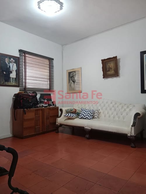 Apartamento de 5 alcobas en arriendo en Bolivariana, Medellín, 260 m² · foto 10 de 10