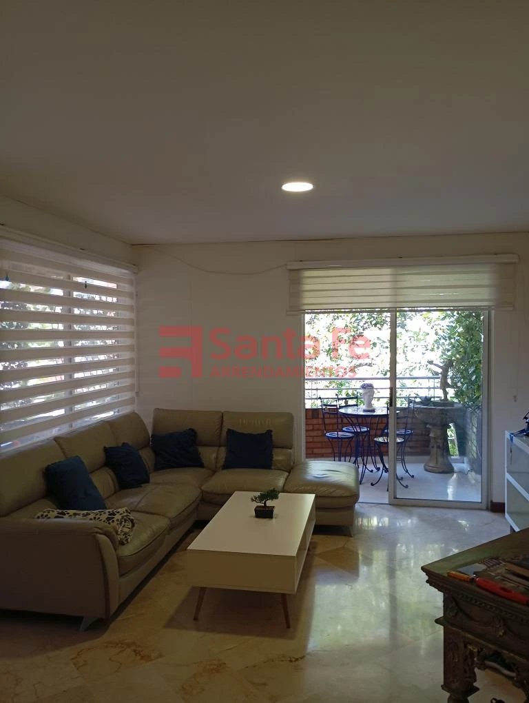 Apartamento en arriendo en Laureles, Medellín · foto 4 de 10