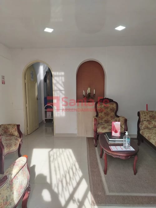 Local en arriendo en Belén, Medellín, 32 m² · foto 2 de 9