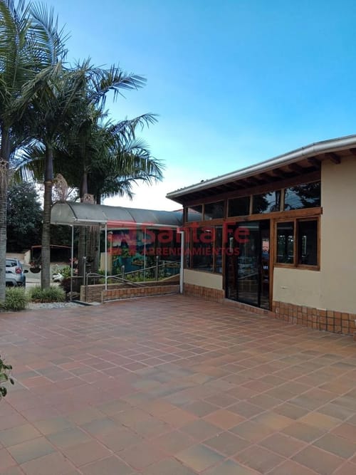 Finca en arriendo en Cimarronas, Marinilla, 1200 m² · foto 5 de 10