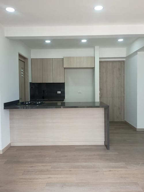 Apartamento de 3 alcobas en arriendo en Simesa, Medellín, 79 m² · foto 6 de 10