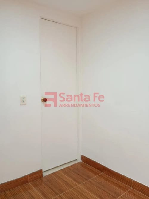 Local en arriendo en Astorga, Medellín, 9 m² · foto 6 de 8