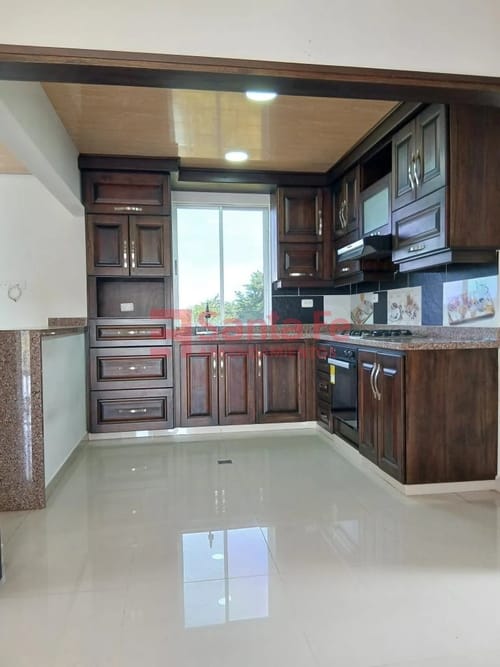Casa de 3 alcobas en arriendo en Chagualo, Marinilla, 310 m² · foto 6 de 10