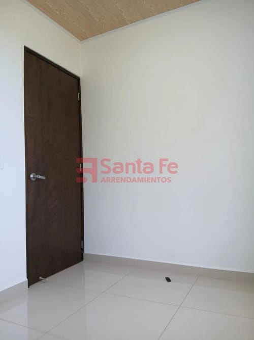 Casa de 3 alcobas en arriendo en Chagualo, Marinilla, 310 m² · foto 10 de 10