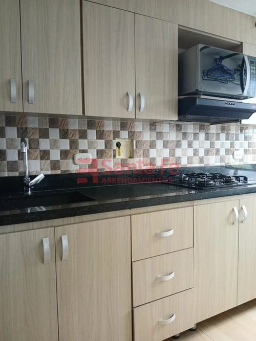 Apartamento de 3 alcobas en arriendo en Loma Del Indio, Medellín, 67 m² · foto 6 de 10