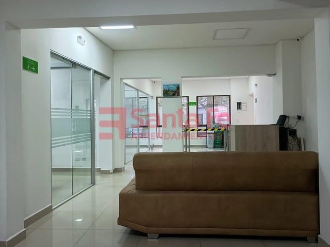 Casa de 20 alcobas en arriendo en Laureles, Medellín, 800 m² · foto 8 de 10