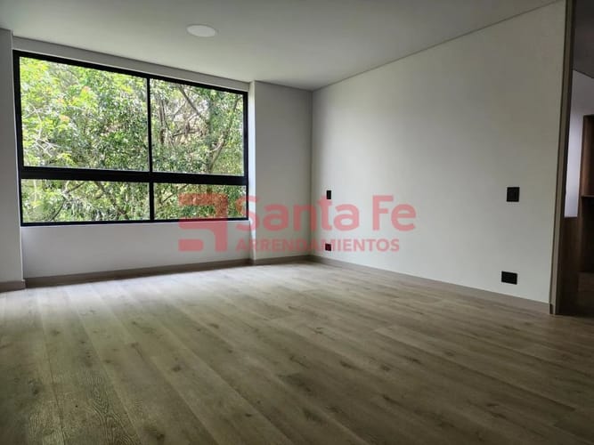 Apartamento de 4 alcobas en arriendo en El Tesoro, Medellín, 230 m² · foto 9 de 10