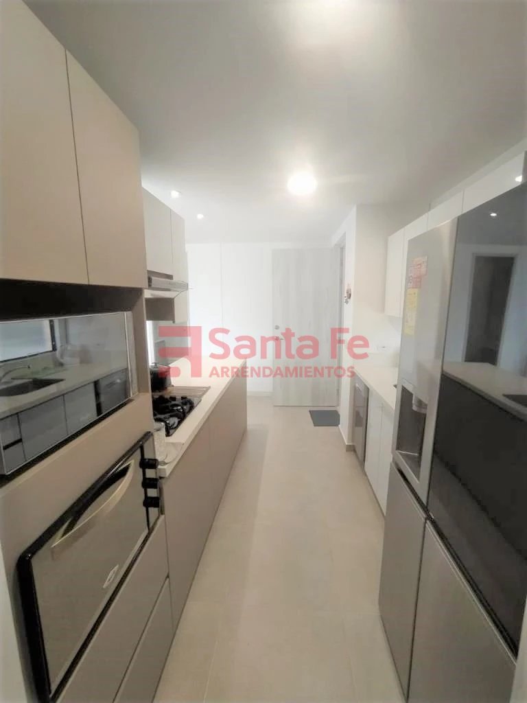 Apartamento en arriendo en Villa Carlota, Medellín · foto 7 de 10
