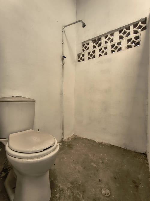 Bodega en arriendo en Naranjal, Medellín, 98 m² · foto 4 de 5