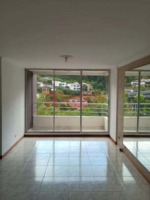 Apartamento de 4 alcobas en arriendo en Vía Las Palmas, Medellín, 145 m² · foto 2 de 10